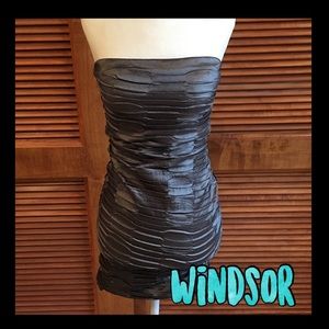 ❤️FINAL❤️Beautiful gray strapless homecoming dress